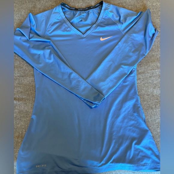 Nike Top Dri-Fit Shirt Long Sleeve V Neck Nike Pro Dri Fit‎ - Picture 1 of 5